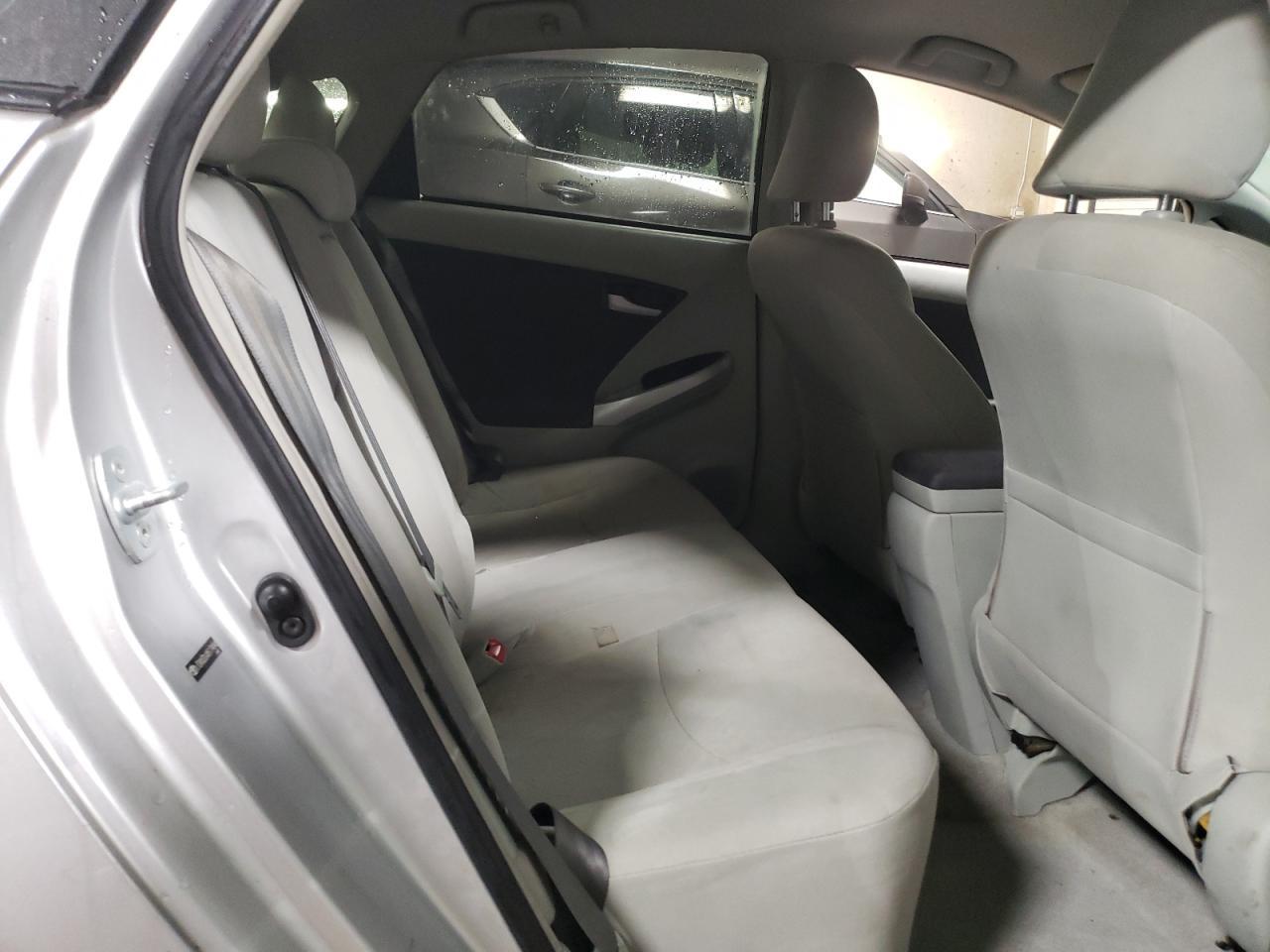 2010 TOYOTA PRIUS