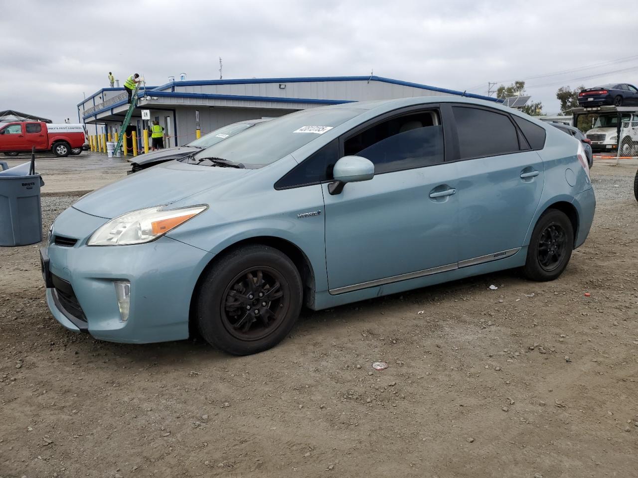 2013 TOYOTA PRIUS