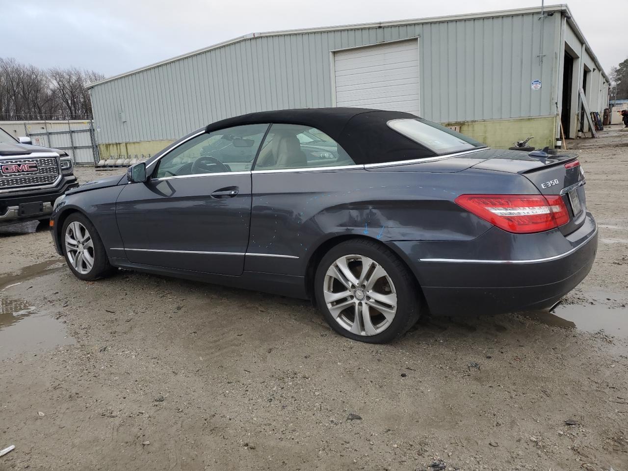 2011 MERCEDES-BENZ E-Class