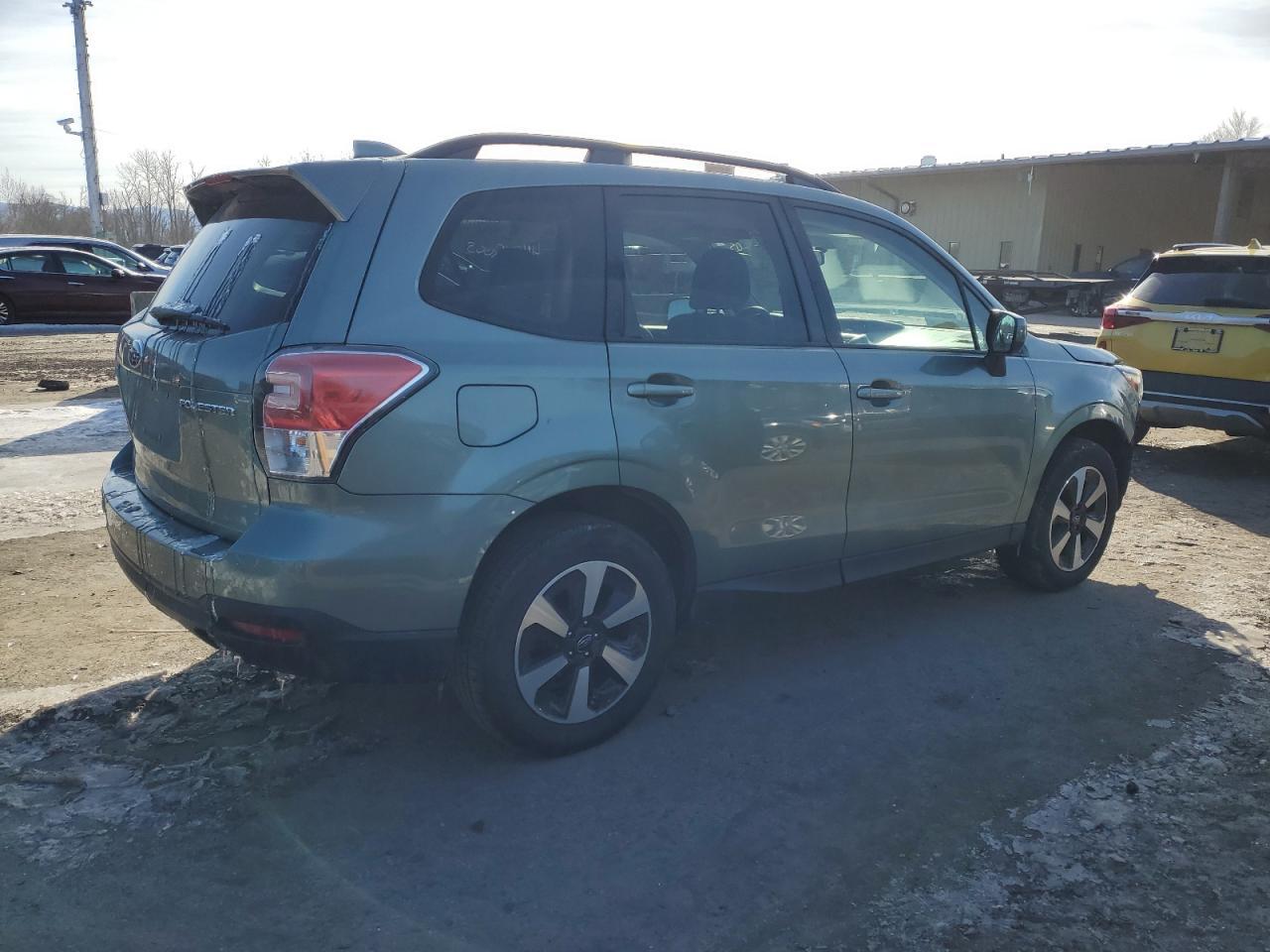 2018 SUBARU FORESTER