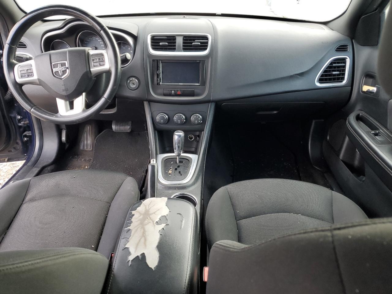2013 DODGE Avenger