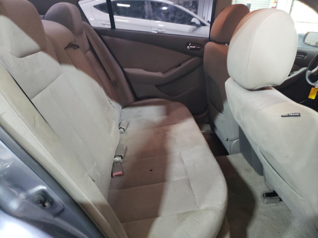 2010 NISSAN ALTIMA