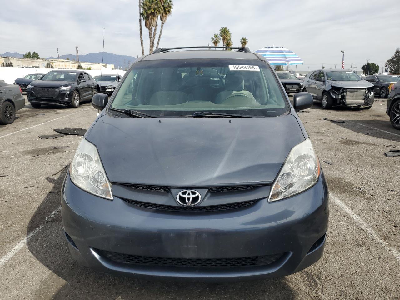 2008 TOYOTA SIENNA