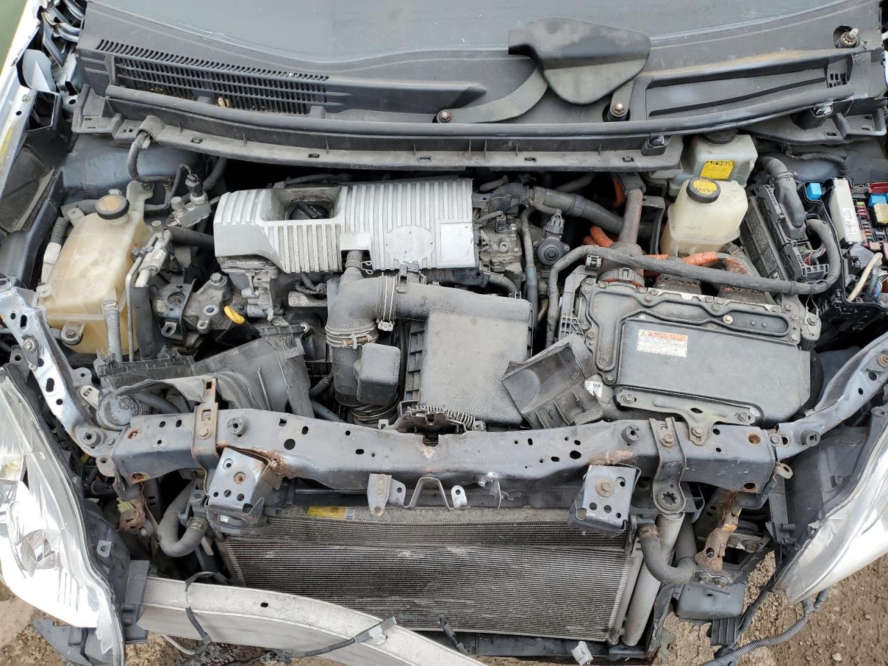 2013 TOYOTA PRIUS