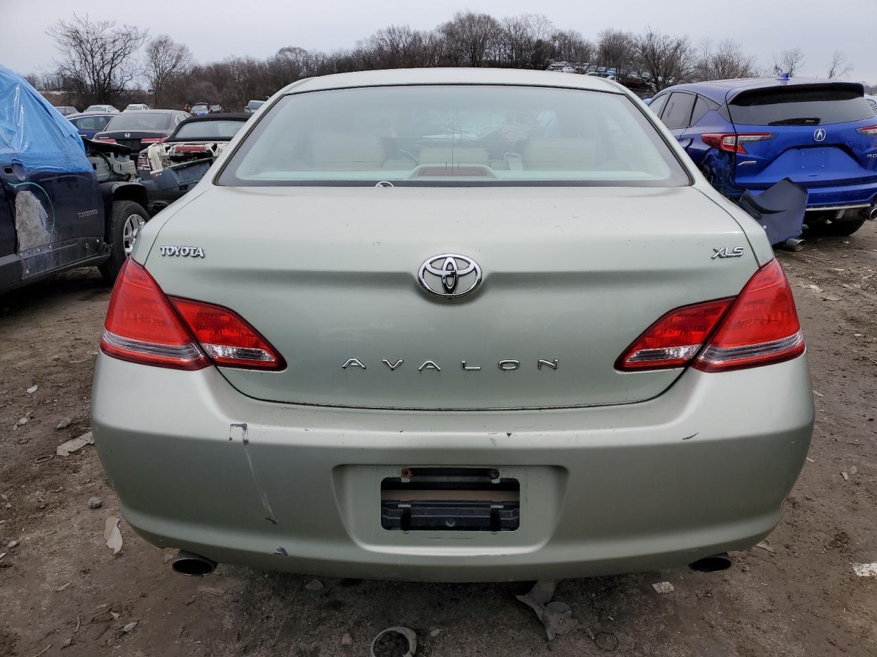 2006 TOYOTA Avalon