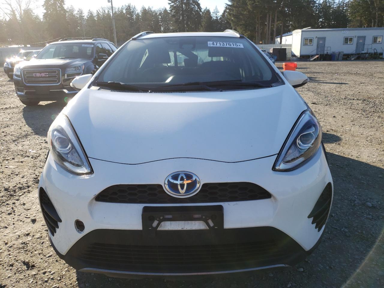 2018 TOYOTA PRIUS