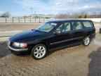 2003 VOLVO V70