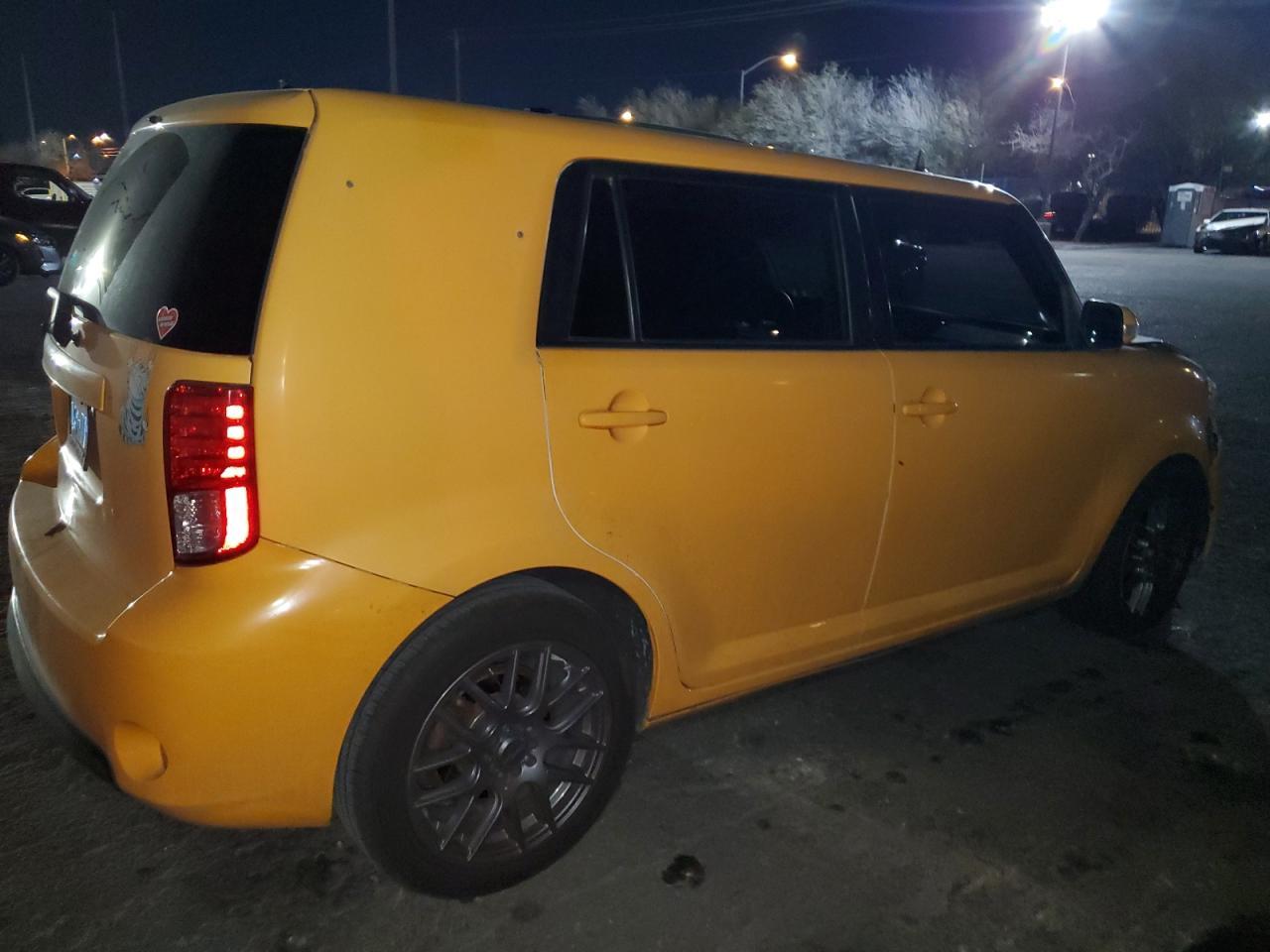 2013 TOYOTA SCION