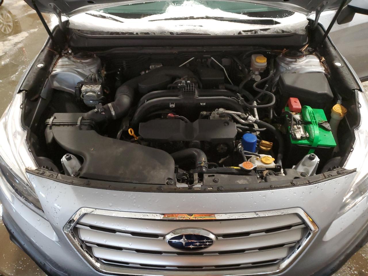 2015 SUBARU Outback