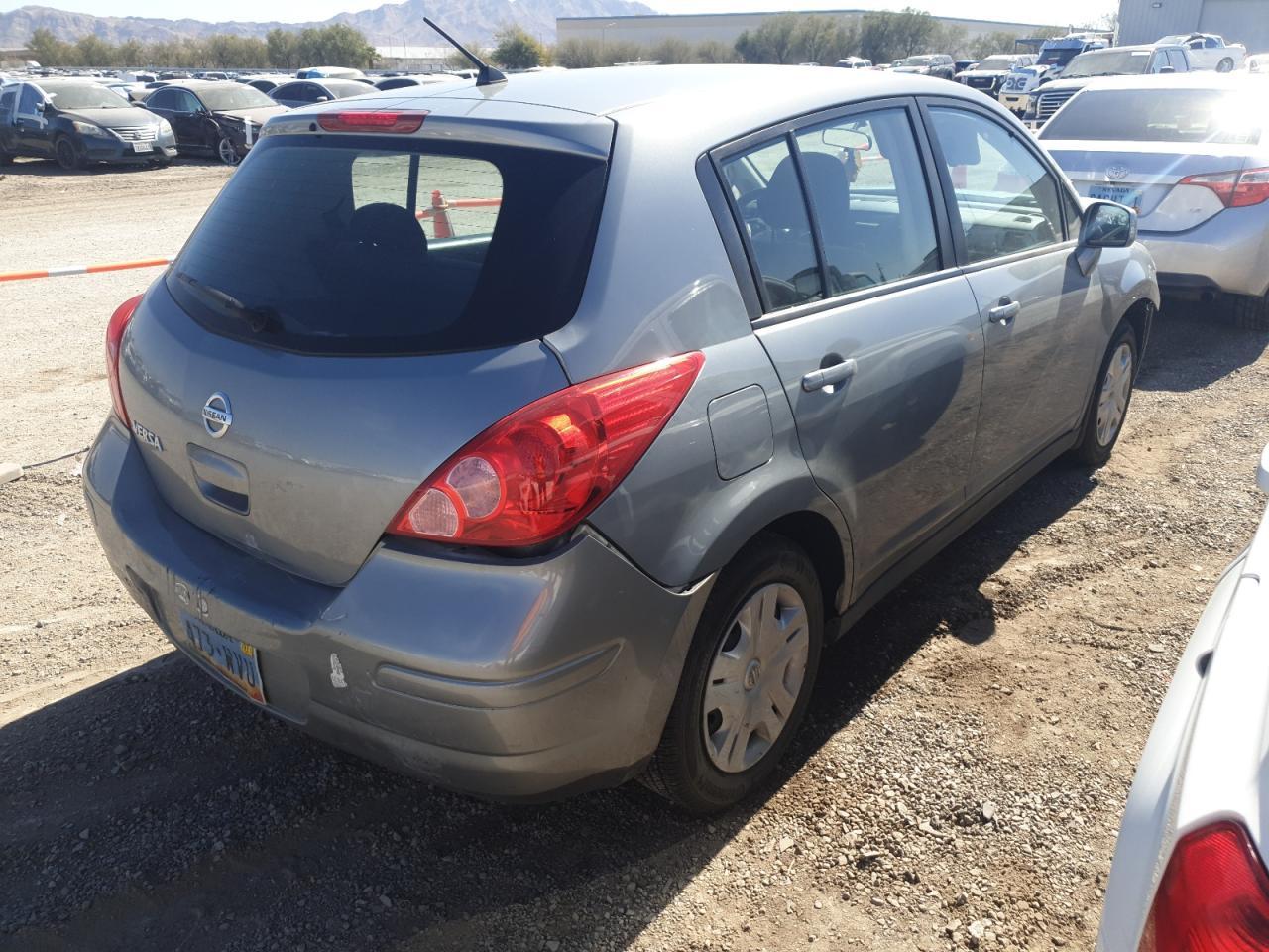 2010 NISSAN VERSA