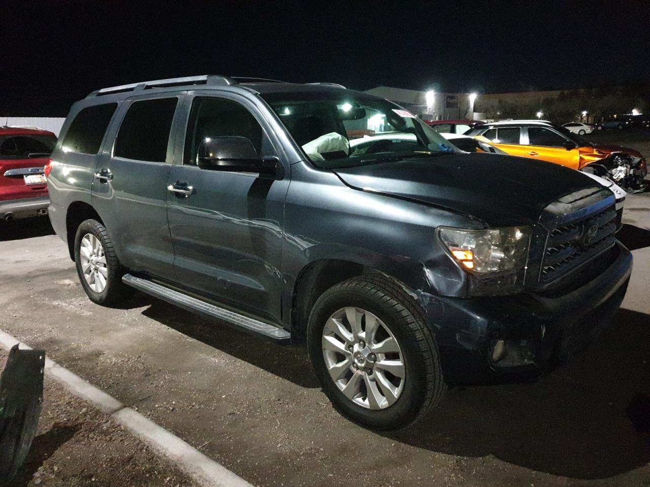 2010 TOYOTA Sequoia