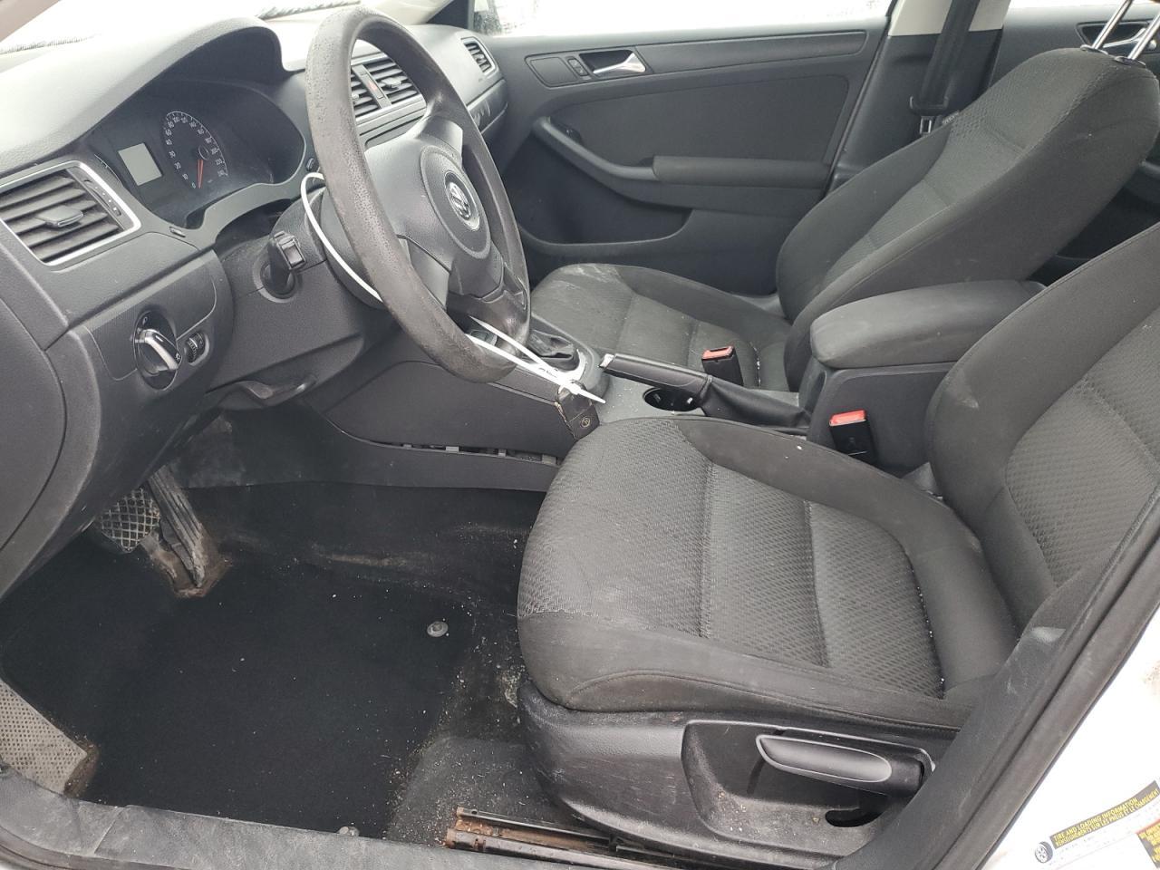 2011 VOLKSWAGEN JETTA