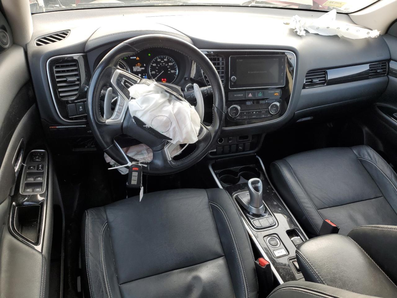 2018 MITSUBISHI outlander
