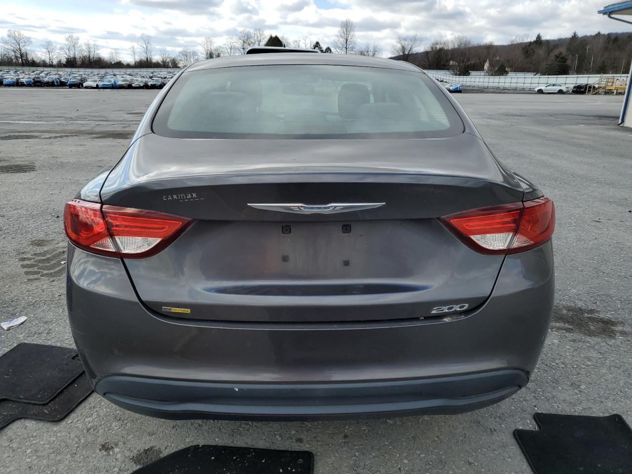 2015 CHRYSLER 200