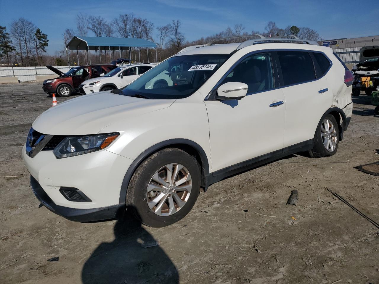 2015 NISSAN ROGUE
