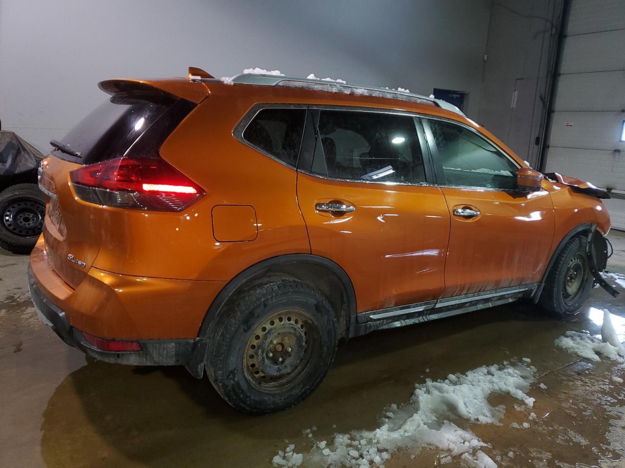 2017 NISSAN ROGUE