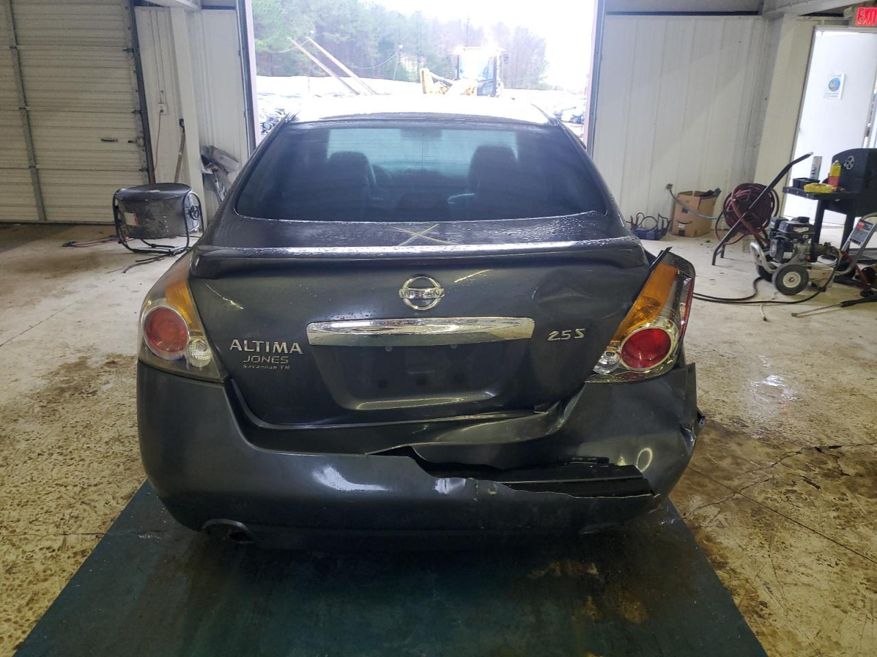 2010 NISSAN ALTIMA