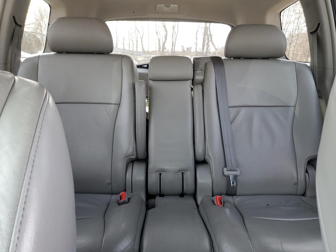 2010 TOYOTA HIGHLANDER