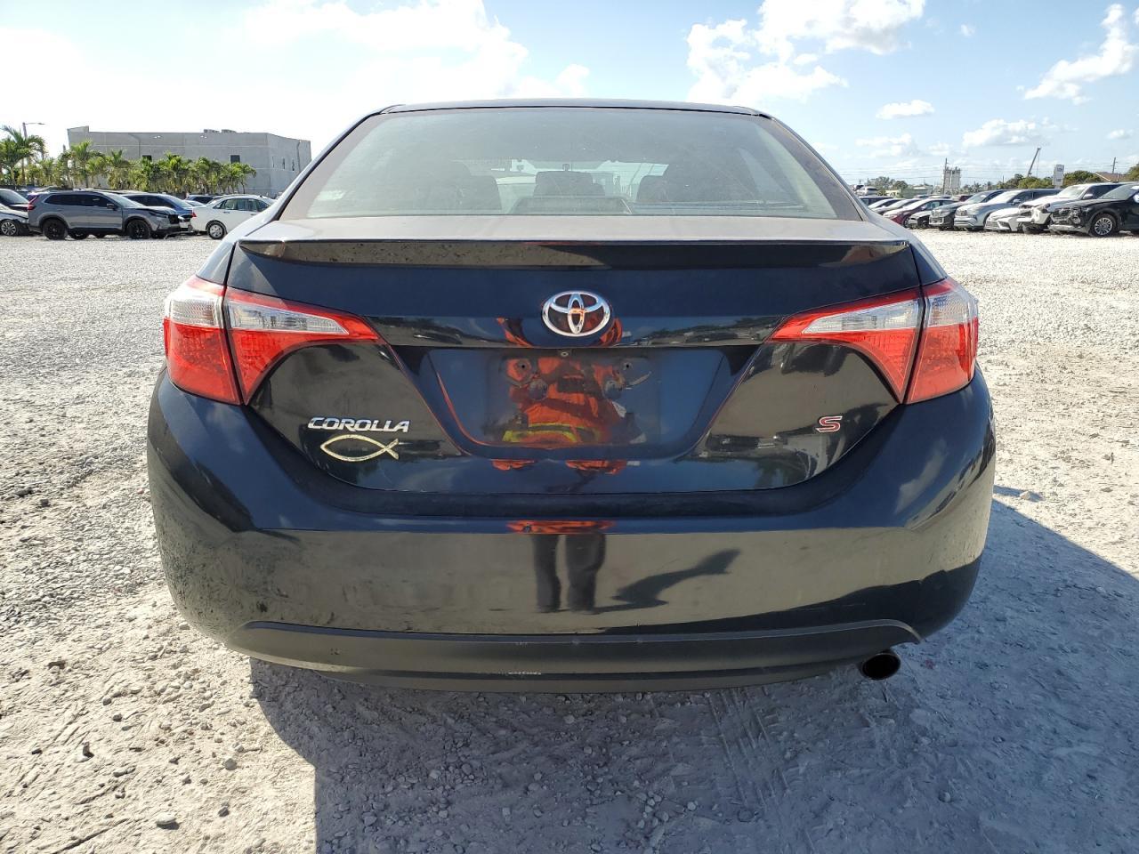 2016 TOYOTA COROLLA