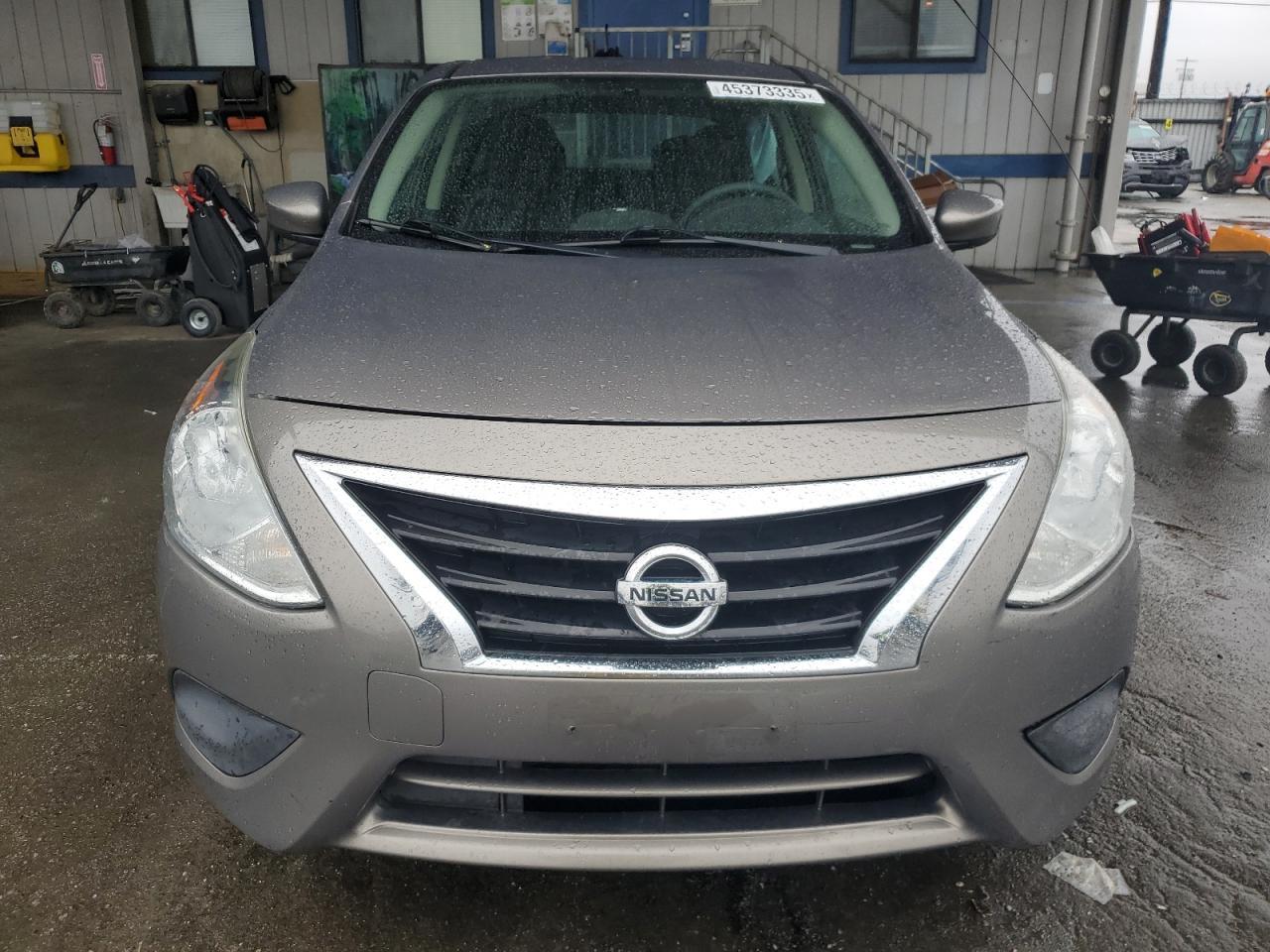 2015 NISSAN VERSA