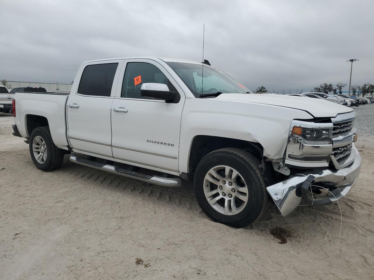 2017 CHEVROLET Silverado