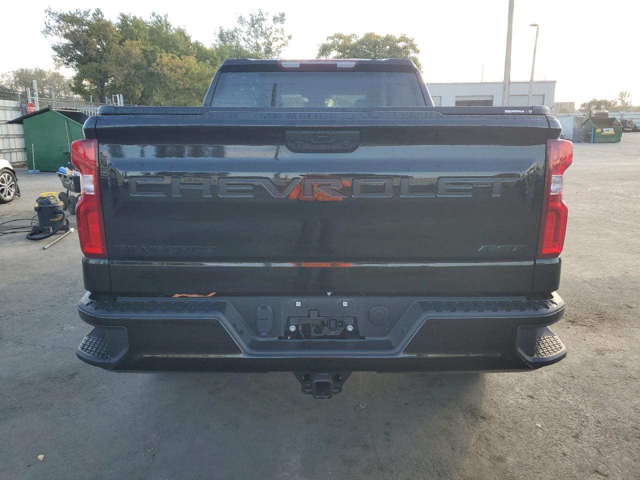 2023 CHEVROLET Silverado