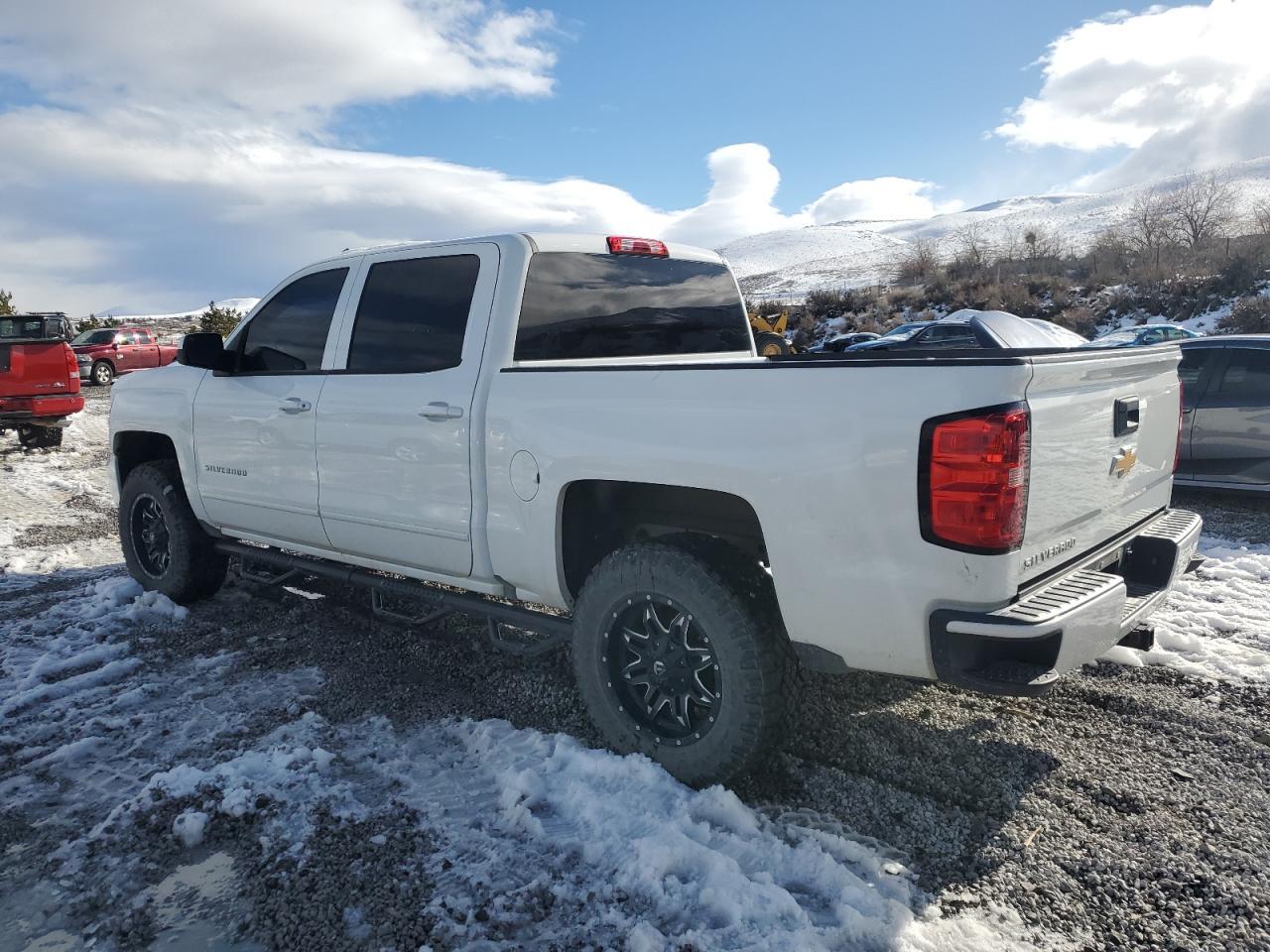 2018 CHEVROLET Silverado