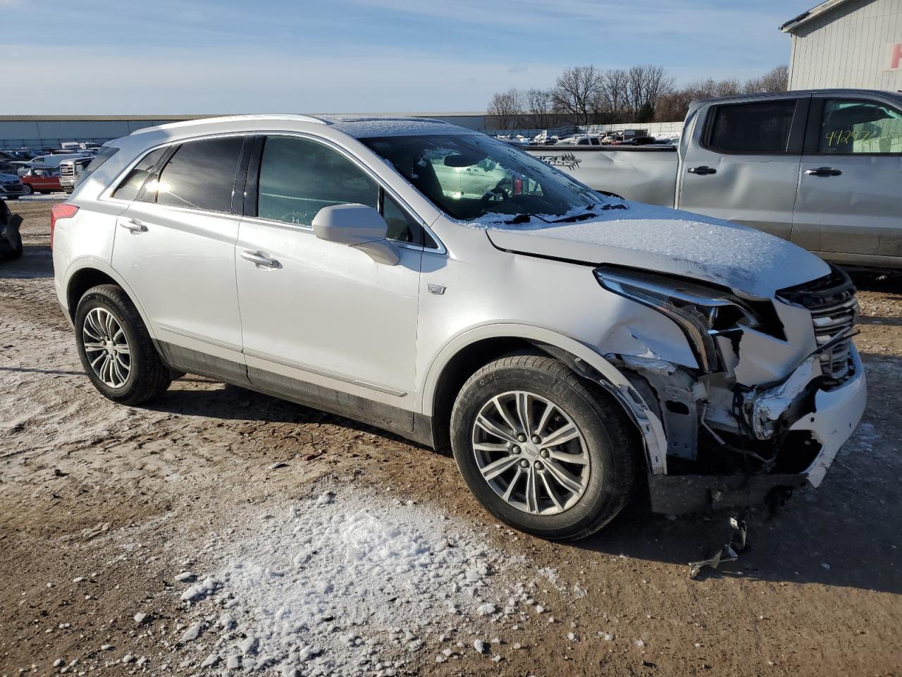 2017 CADILLAC XT5