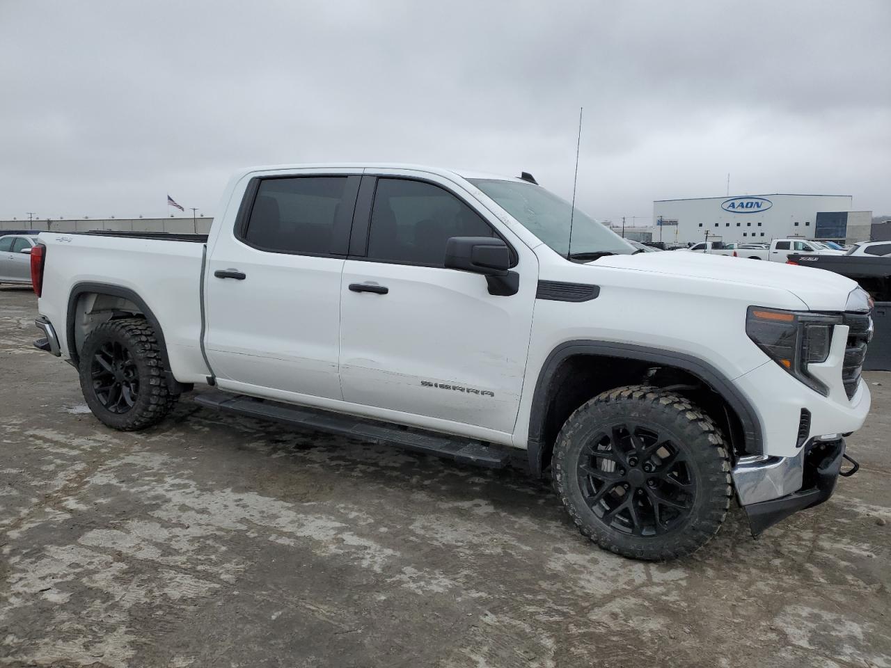 2024 GMC Sierra