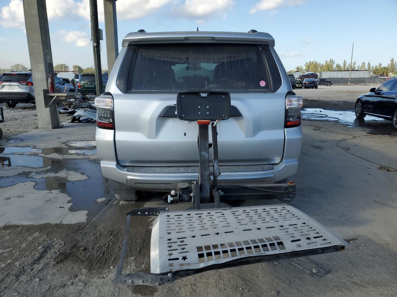 2018 TOYOTA 4Runner