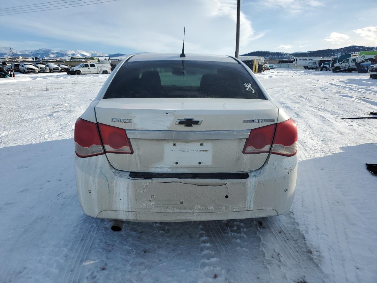 2011 CHEVROLET CRUZE