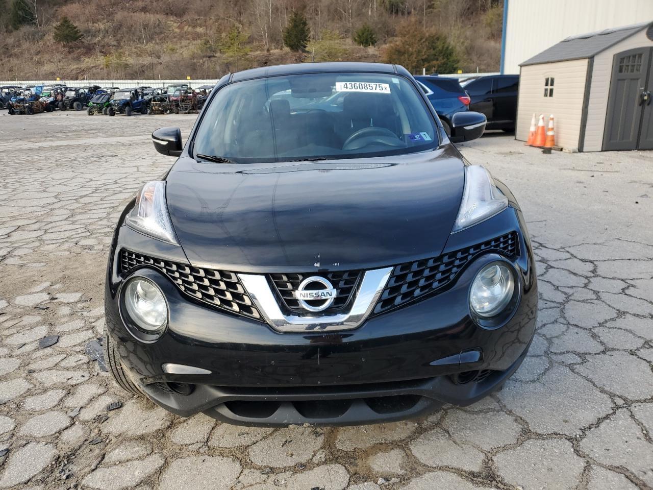 2015 NISSAN Juke