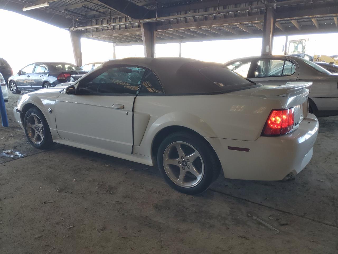 2004 FORD MUSTANG