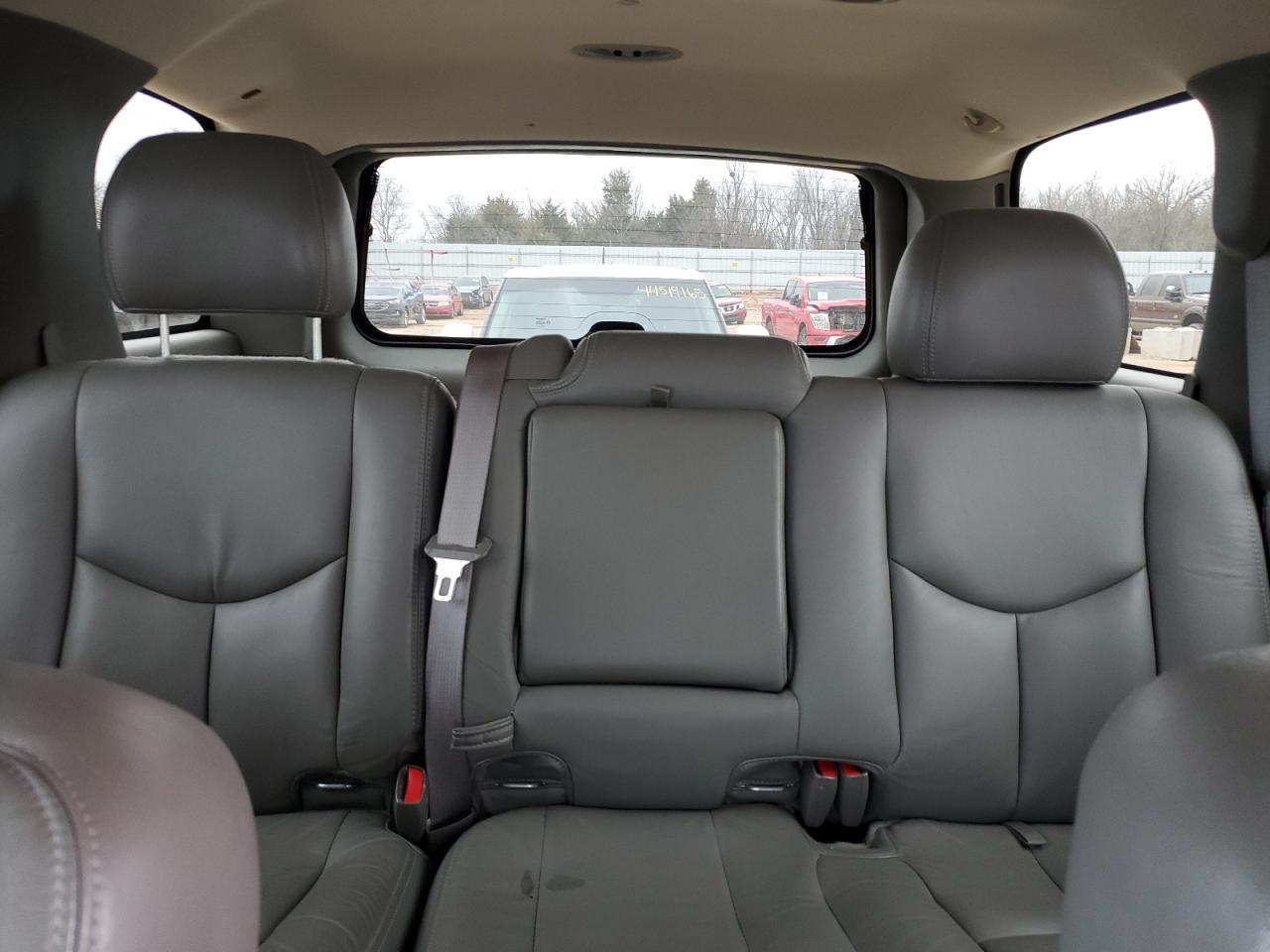 2003 CHEVROLET Tahoe