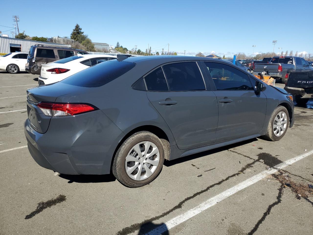 2025 TOYOTA COROLLA