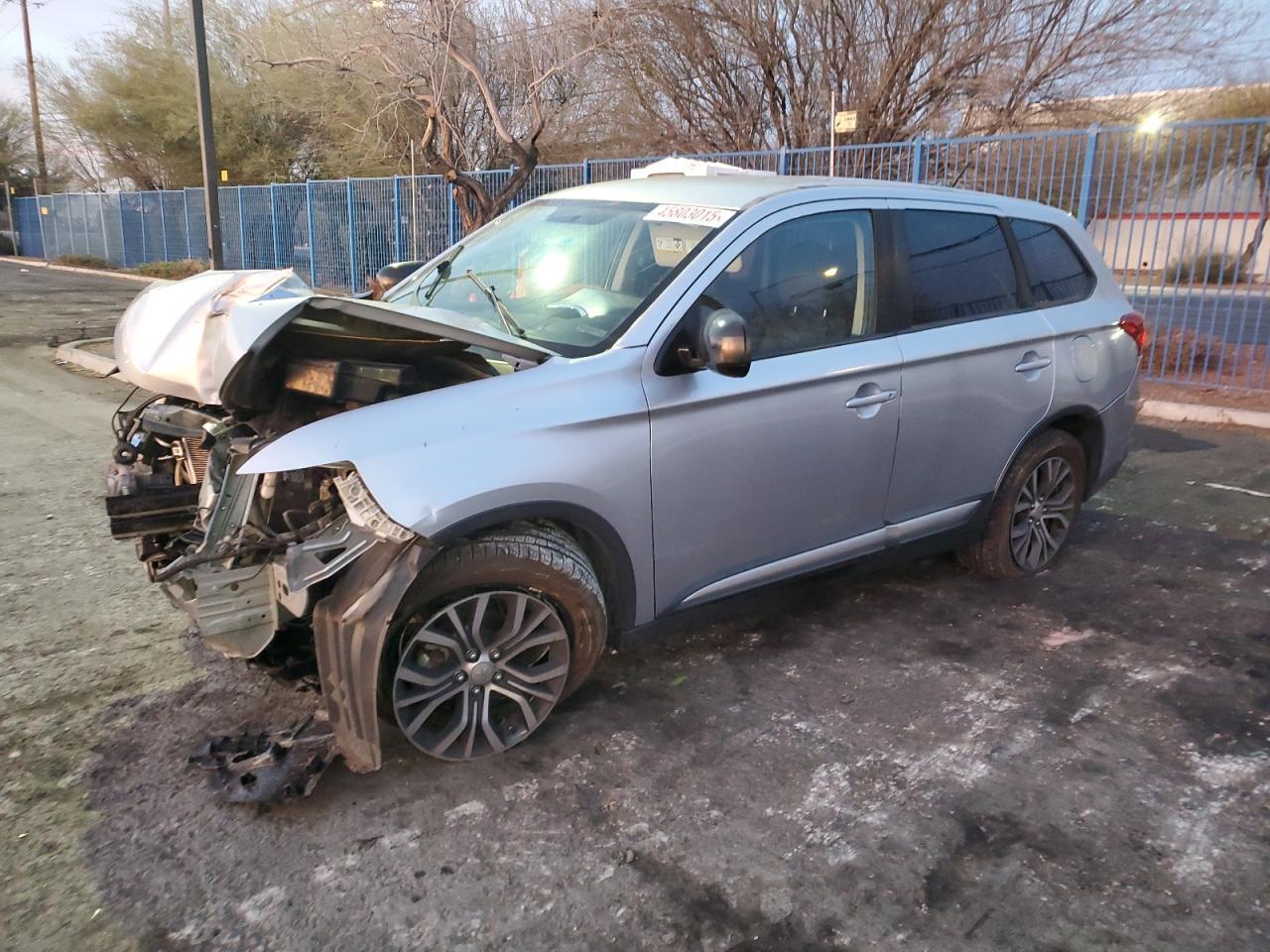2016 MITSUBISHI outlander