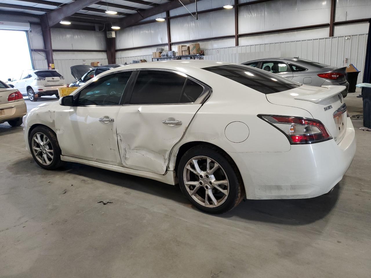 2012 NISSAN Maxima