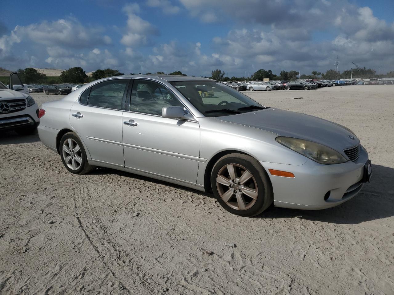 2005 LEXUS ES 330