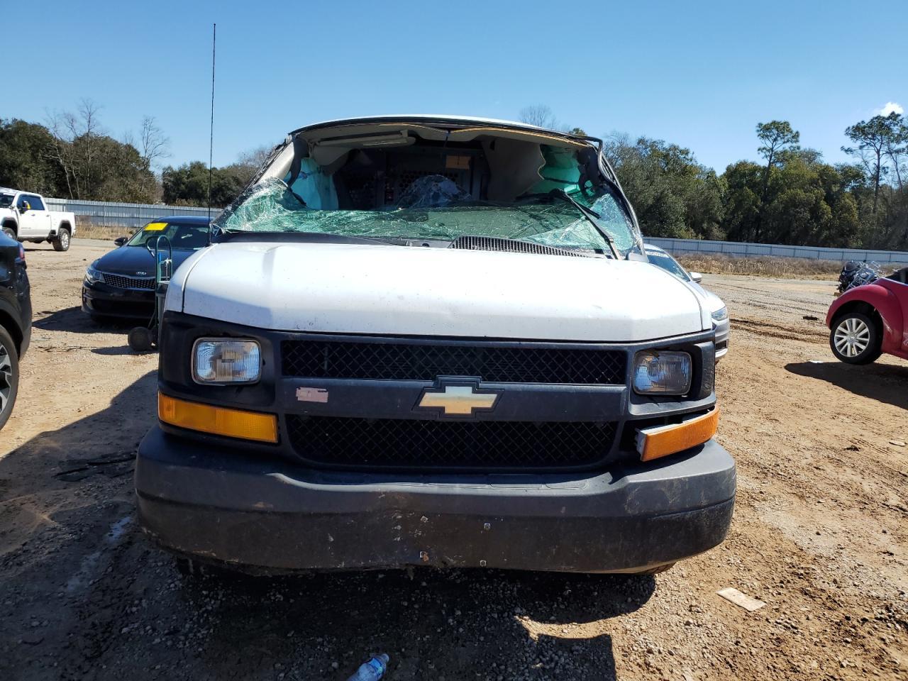 2017 CHEVROLET EXPRESS 2500