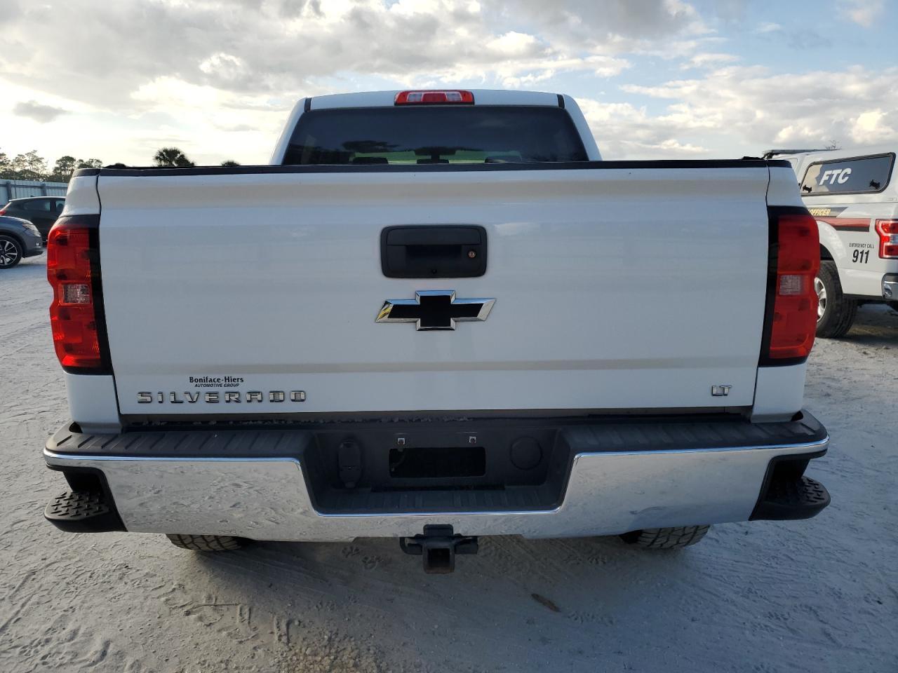 2018 CHEVROLET Silverado