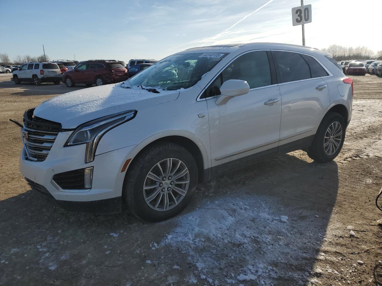 2017 CADILLAC XT5