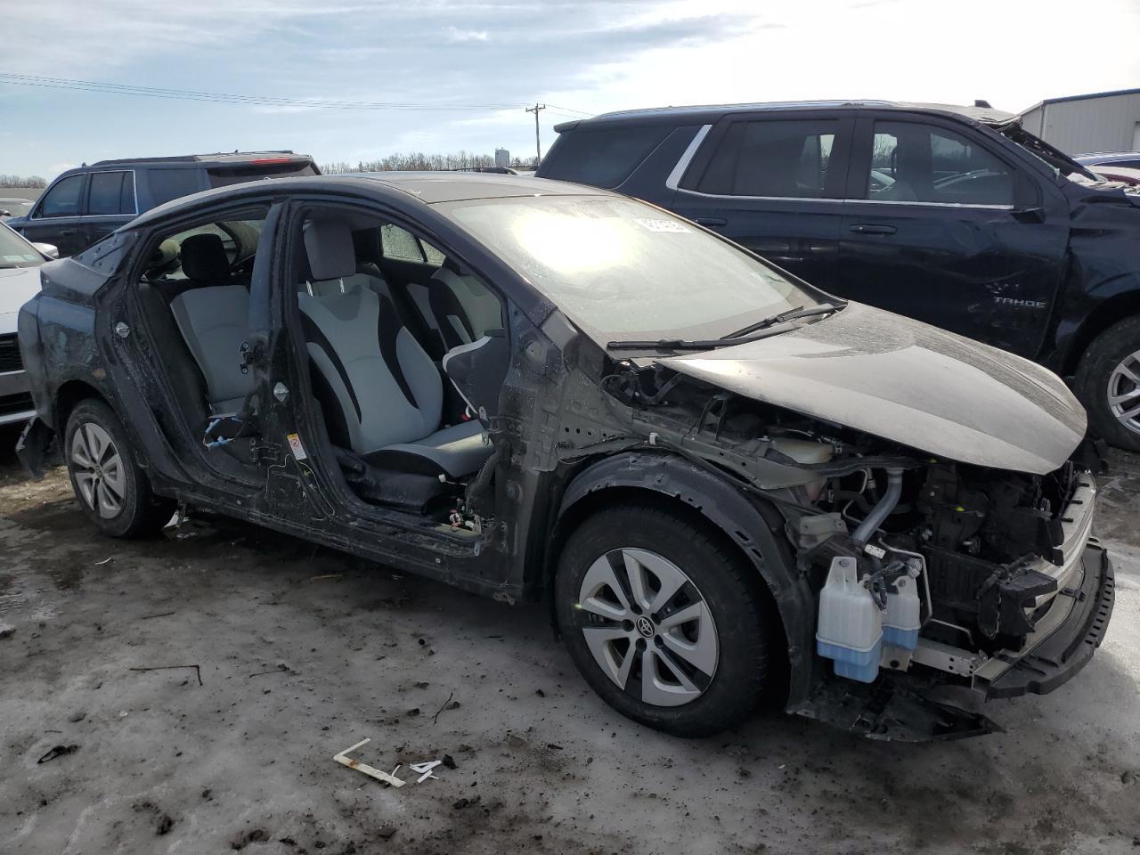 2016 TOYOTA PRIUS