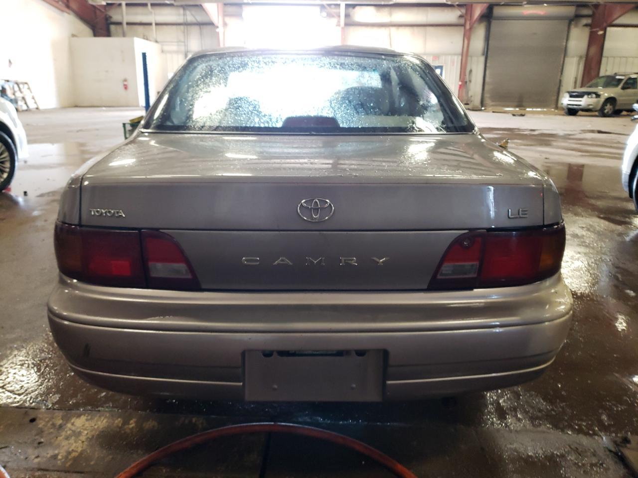 1996 TOYOTA CAMRY