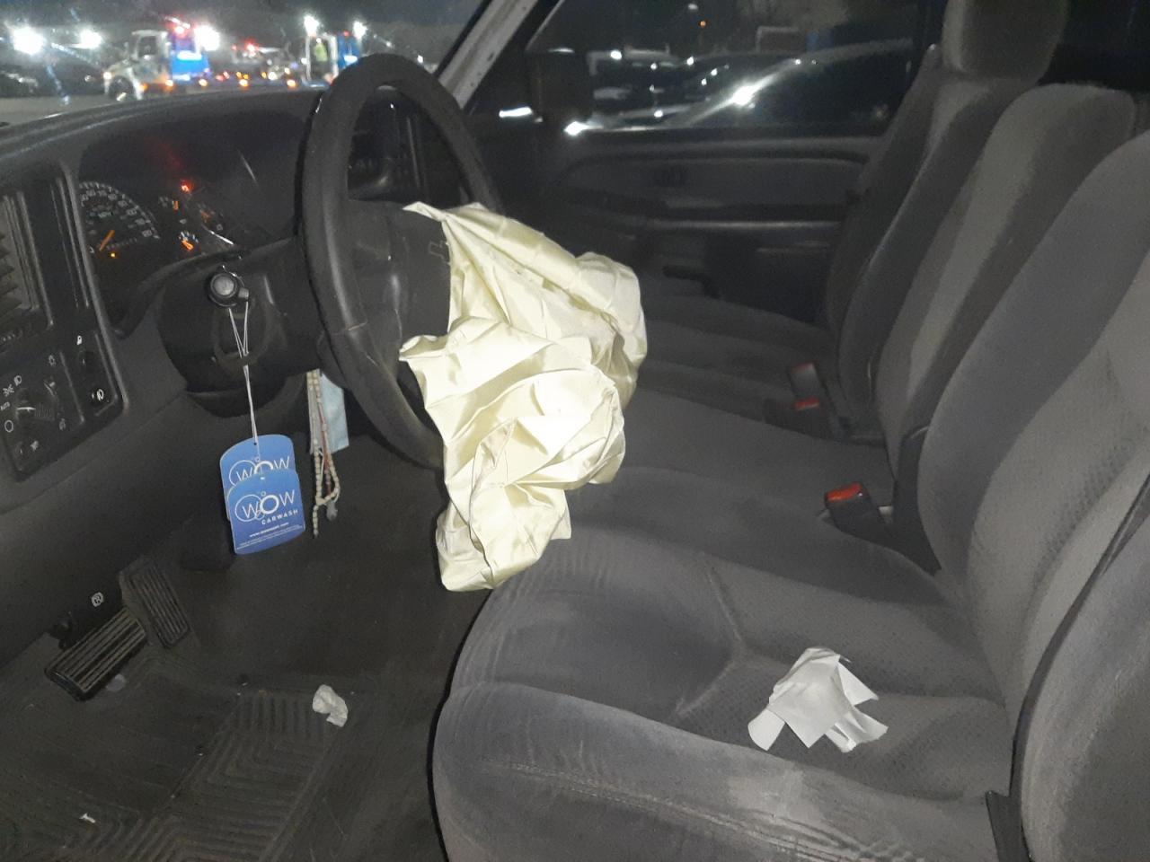 2004 CHEVROLET Silverado
