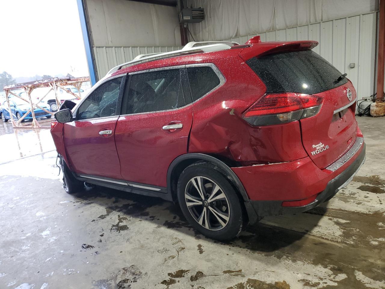 2017 NISSAN ROGUE