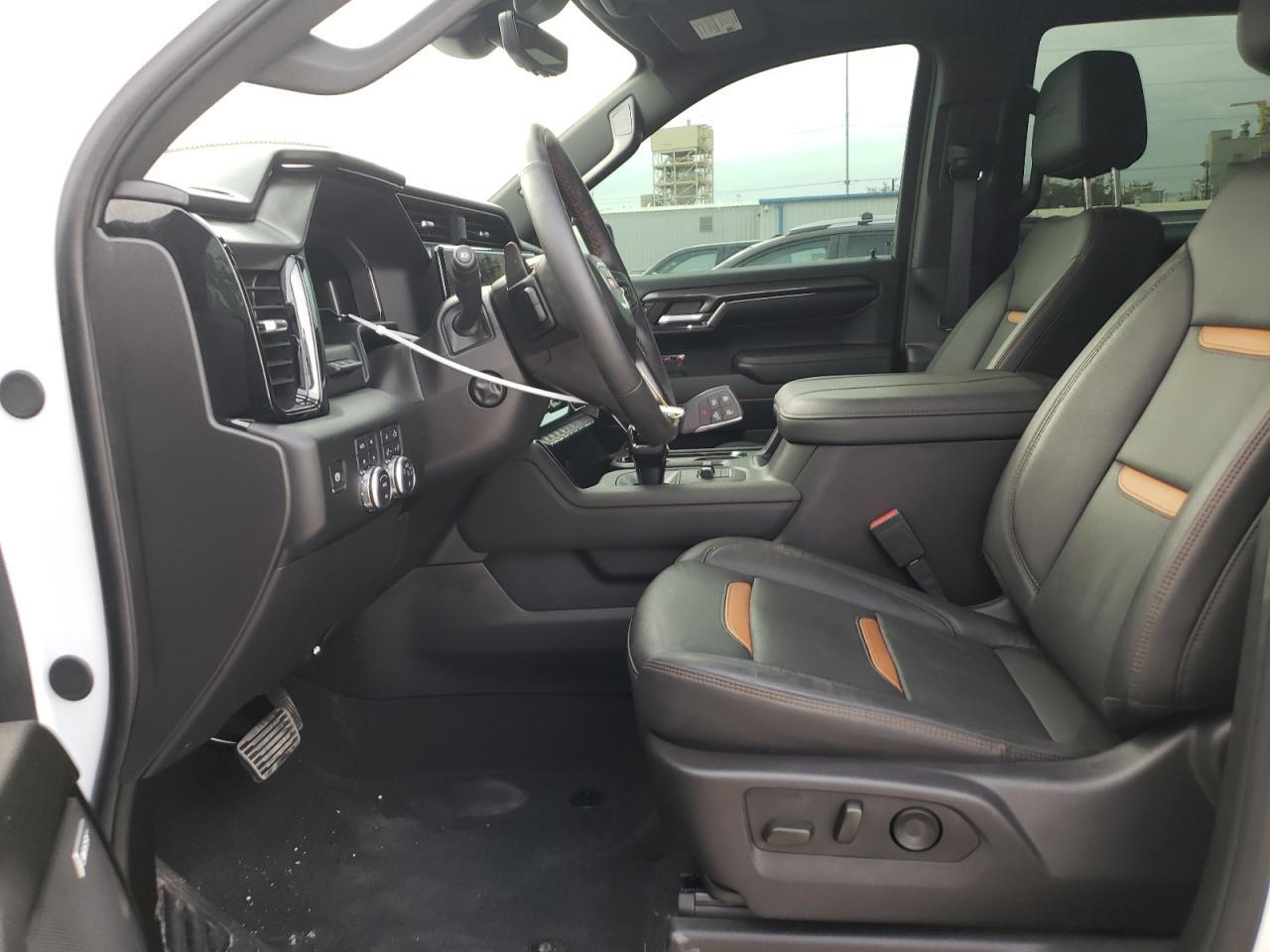 2024 GMC Sierra
