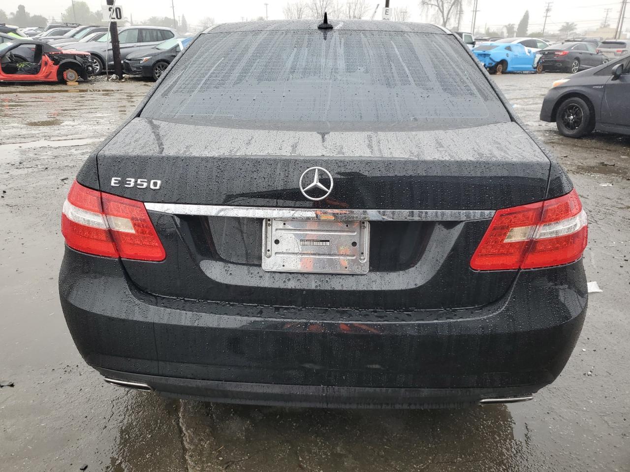 2011 MERCEDES-BENZ E-Class