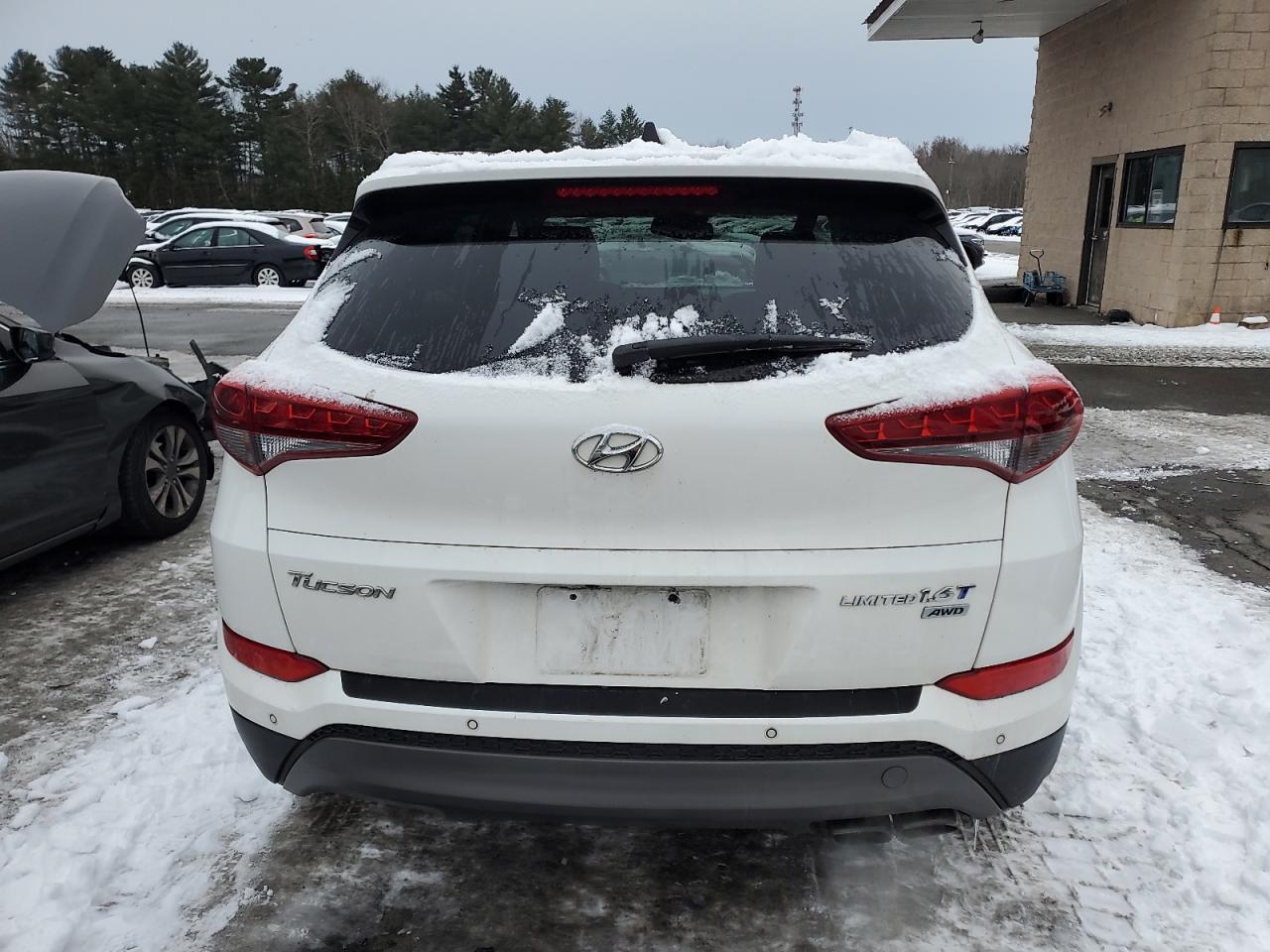 2016 HYUNDAI TUCSON