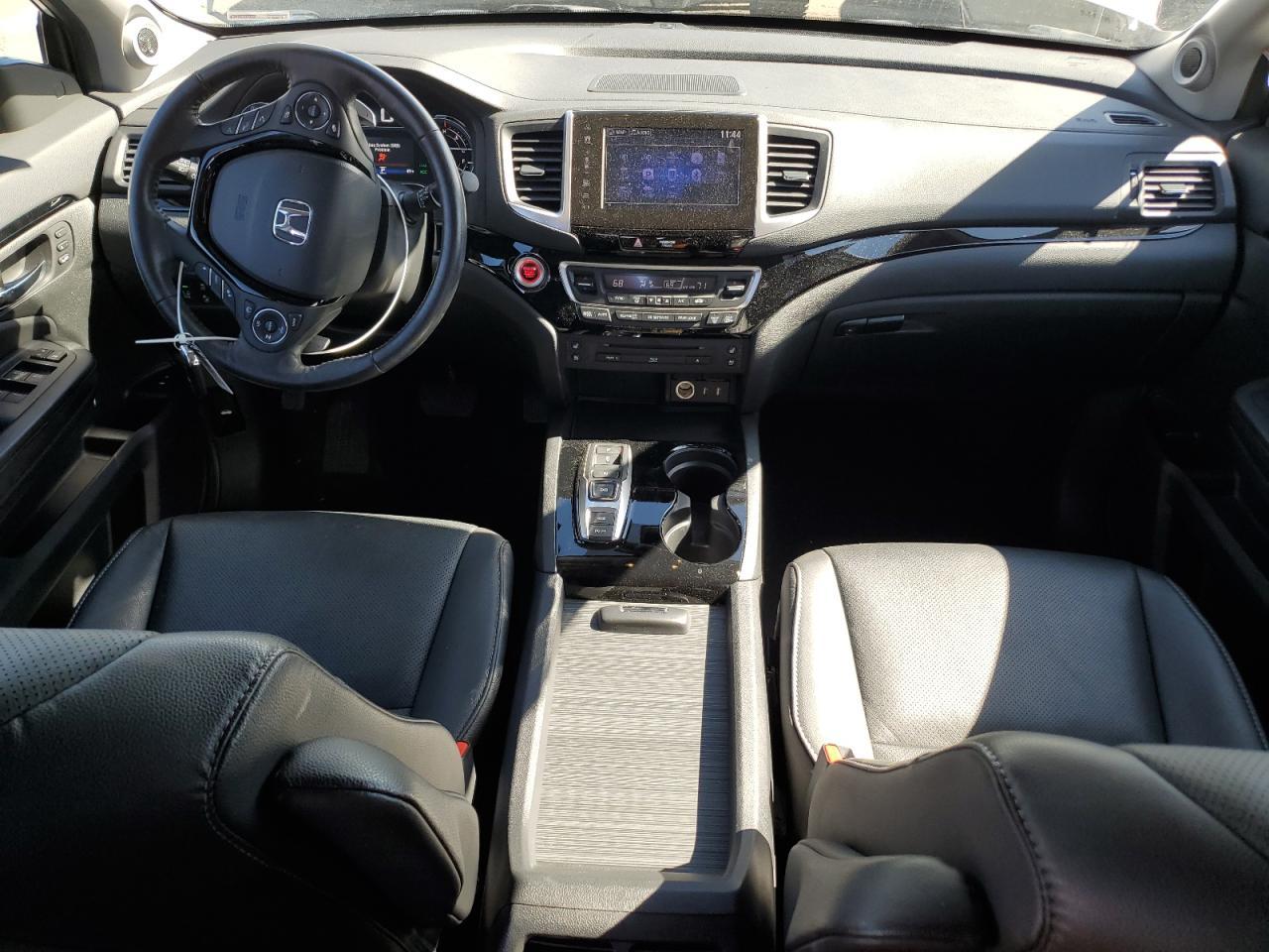 2017 HONDA PILOT