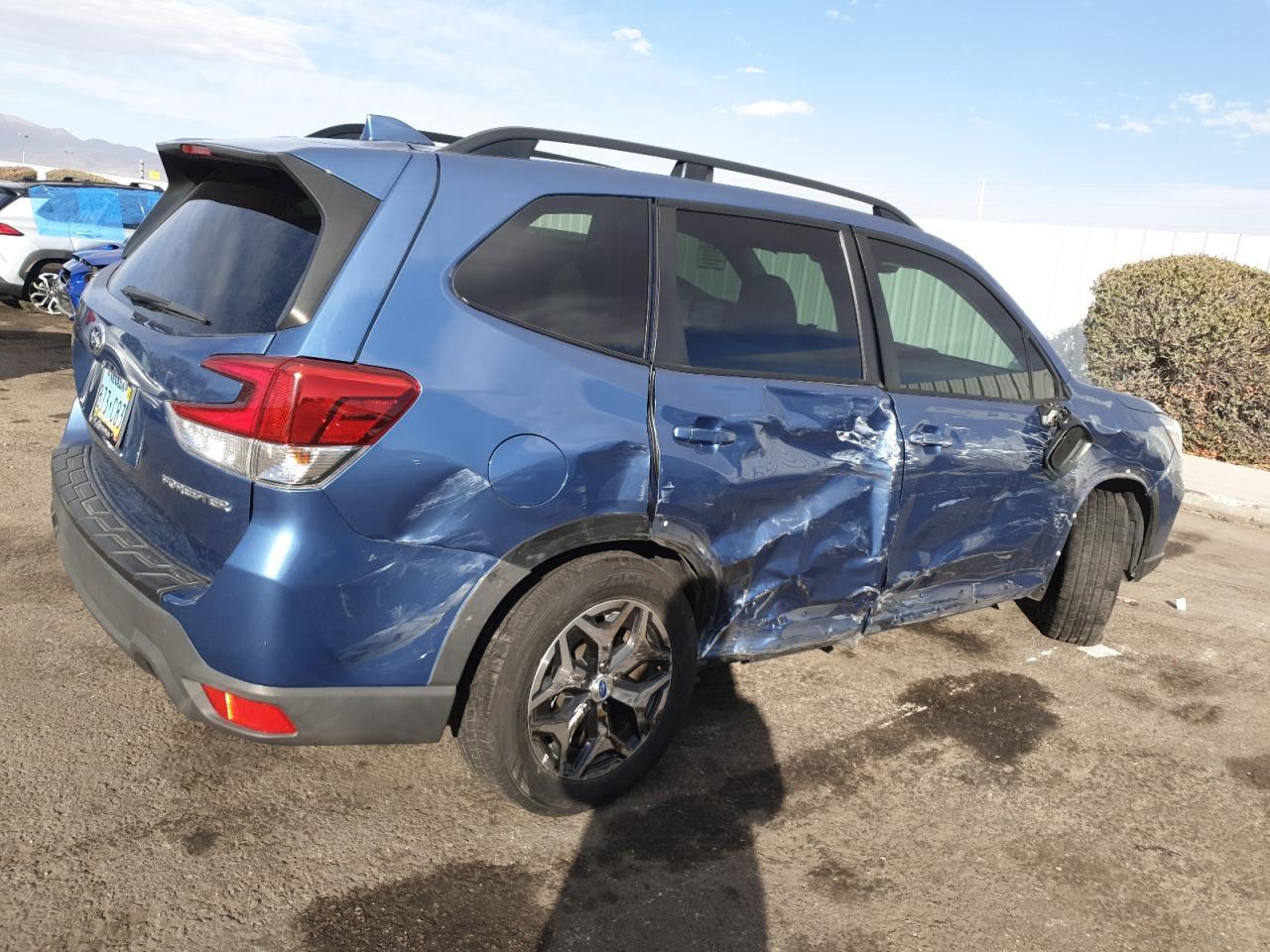 2020 SUBARU FORESTER